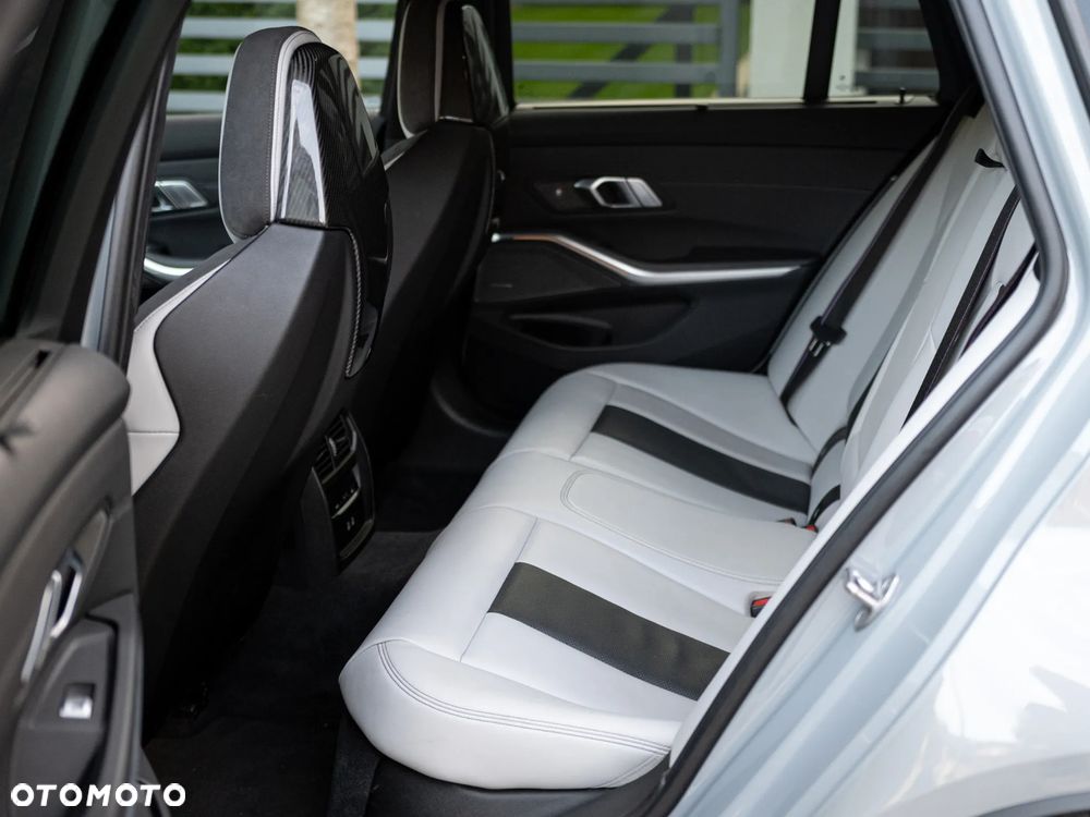 BMW M3 Competition xDrive sport - 21