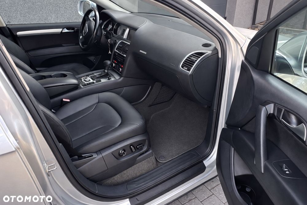 Audi Q7 3.0 TDI DPF Quattro Tiptronic - 26