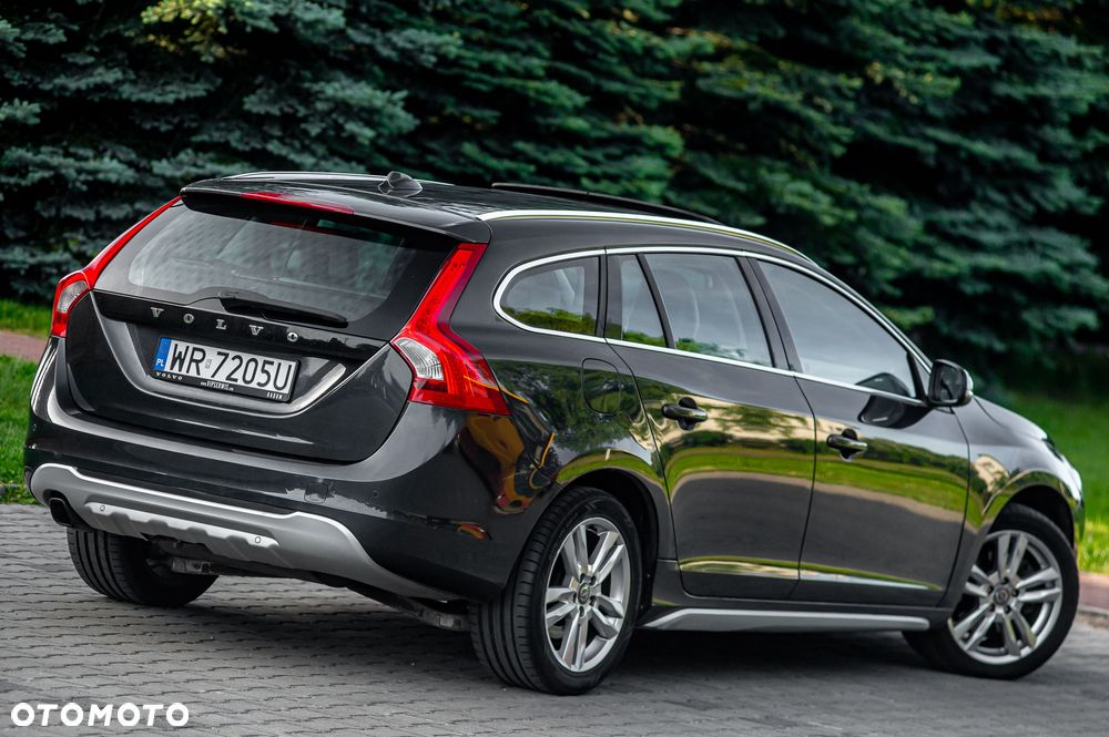Volvo V60 D3 Geartronic RDesign - 13