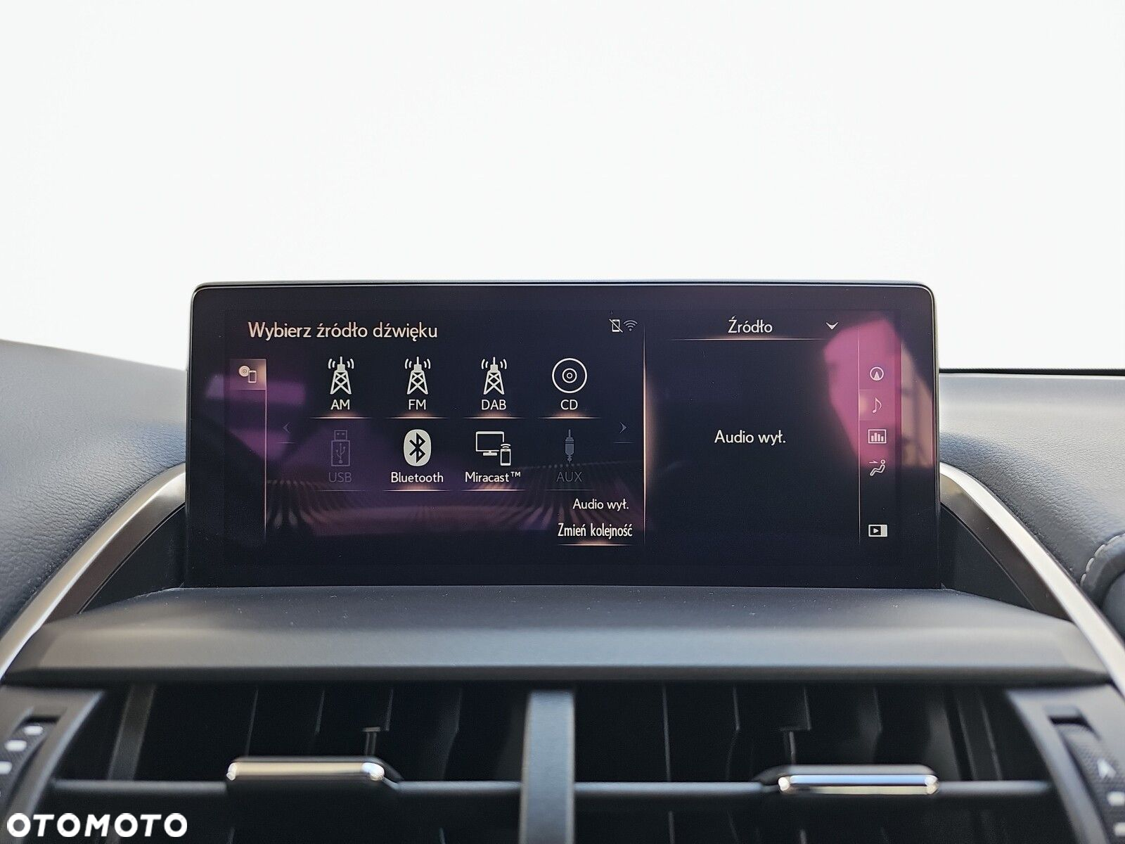 Lexus NX 300h Business Edition AWD - 23
