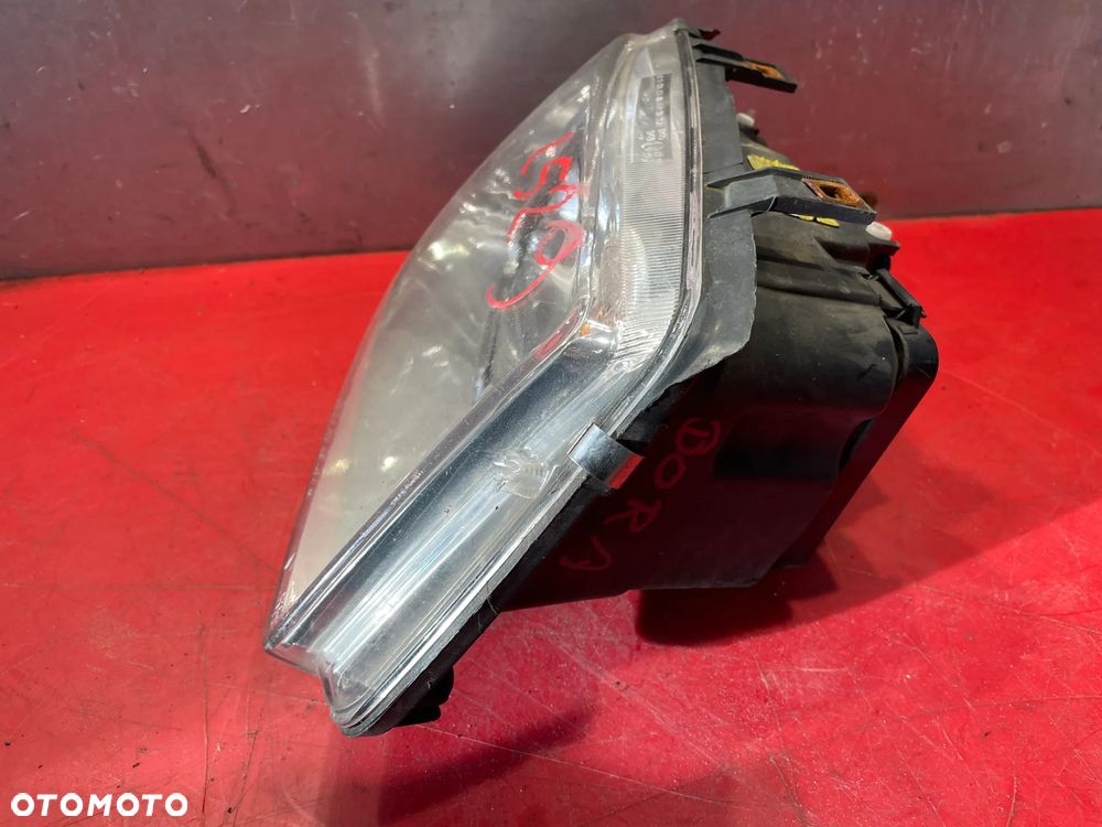 LAMPA PRAWA PRZÓD VW BORA - 3