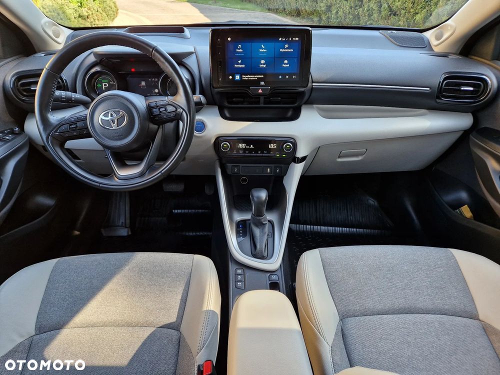 Toyota Yaris Hybrid 1.5 Executive - 7