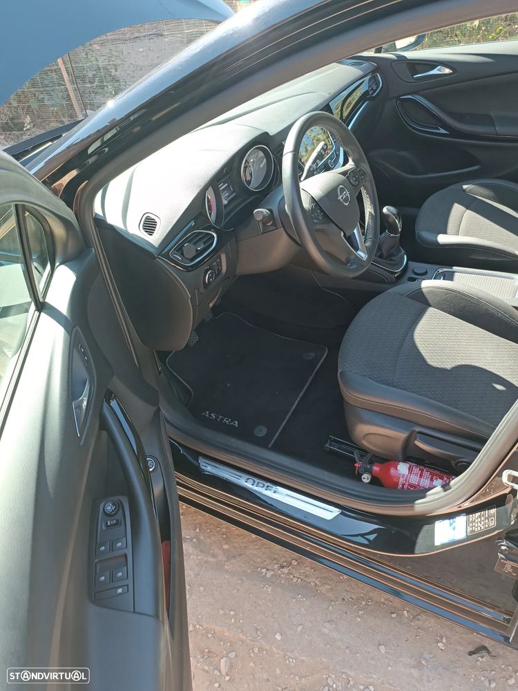 Opel Astra Sports Tourer - 7