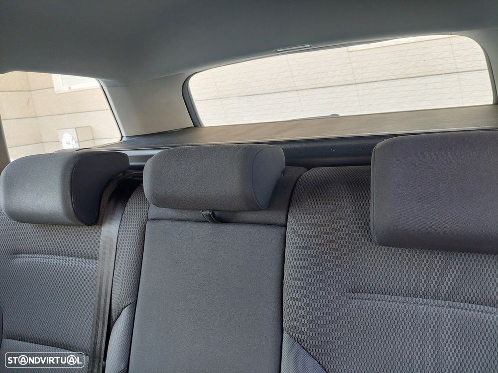 VW Golf Variant 1.6 TDi Confortline DSG - 17