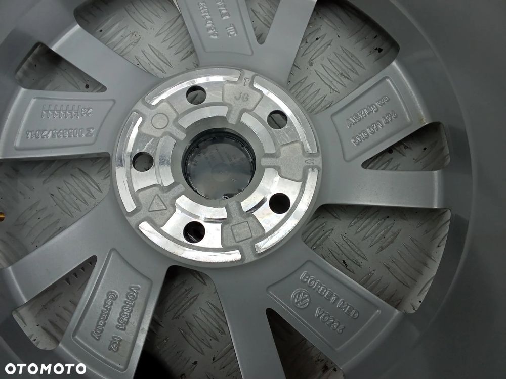 1x Felga GAVIA Vw Golf Caddy 6,5Jx16 et46 5x112 - 6