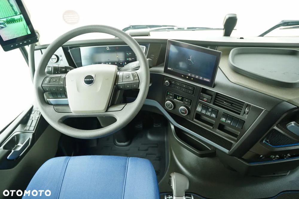 Volvo FH 460 / FIRANKA  - 7,75 M /  I-SAVE / KLIMA POSTOJOWA / OŚ PODNOSZONA / SKRĘTNA / PLANDEKA ZBROJONA - 24