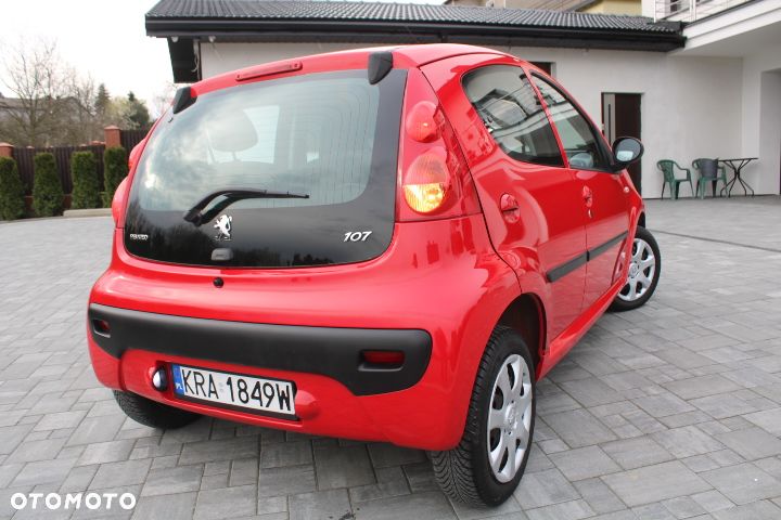 Peugeot 107 - 9
