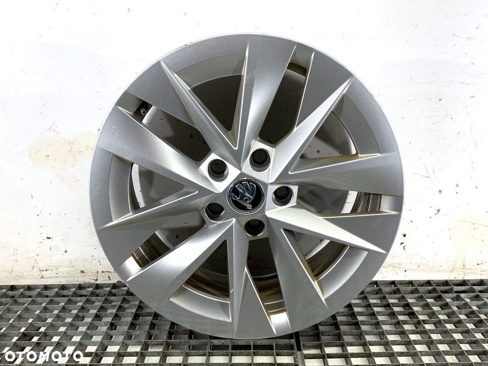 FELGA ALUMINIOWA 17  7J 5X112 57,1 ET 46  SKODA OCTAVIA IV Combi (NX5) 2019 - 2022 1.4 TSI iV 150 kW - 1
