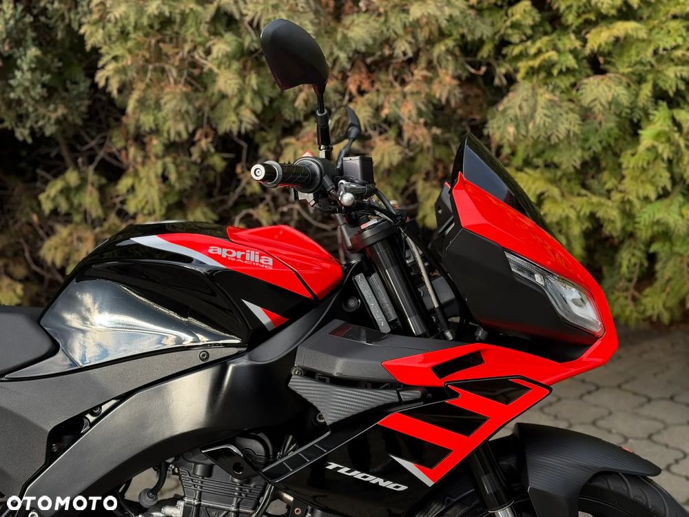 Aprilia Tuono - 12