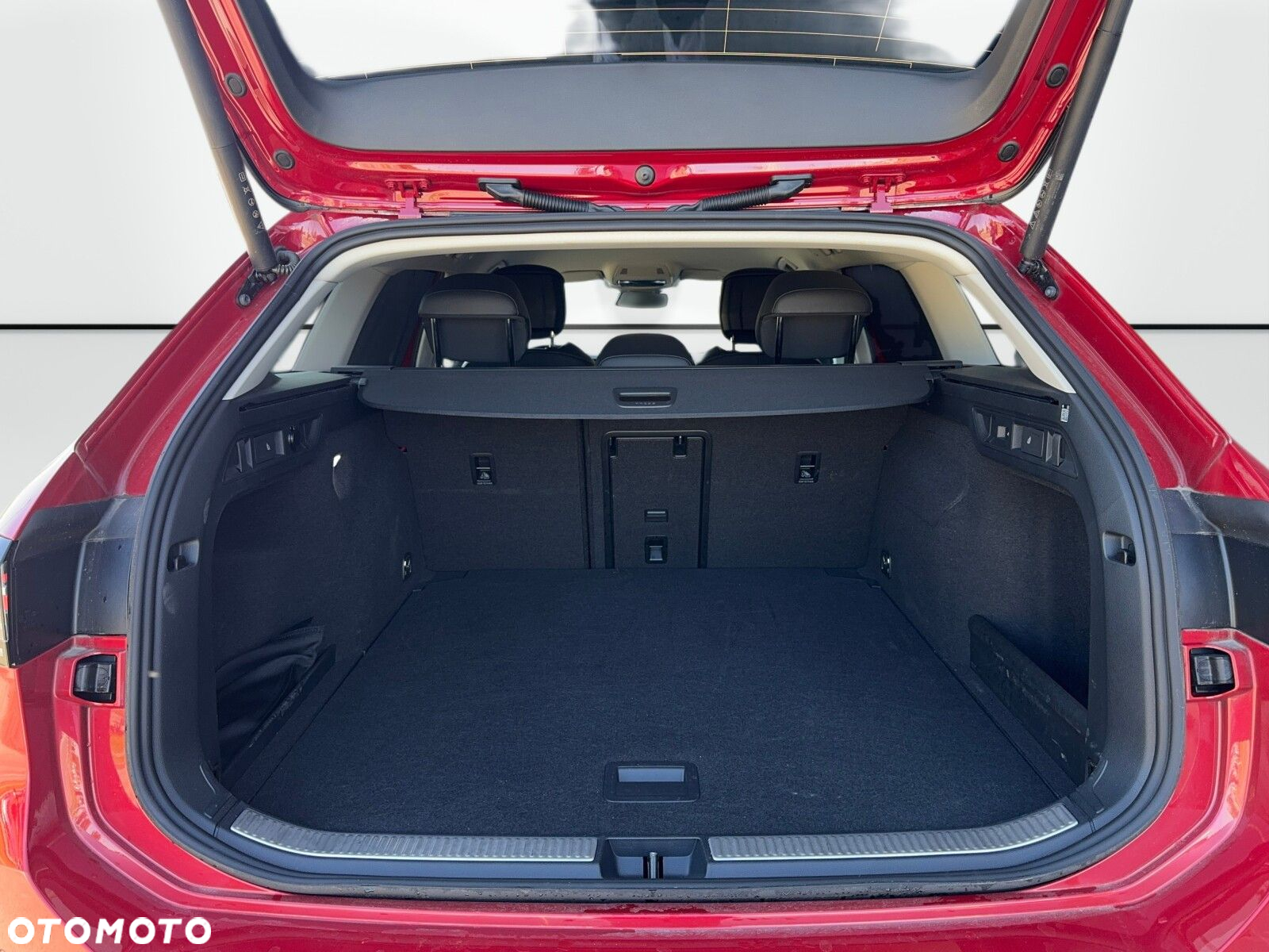Volkswagen Passat 2.0 TDI EVO Elegance DSG - 12