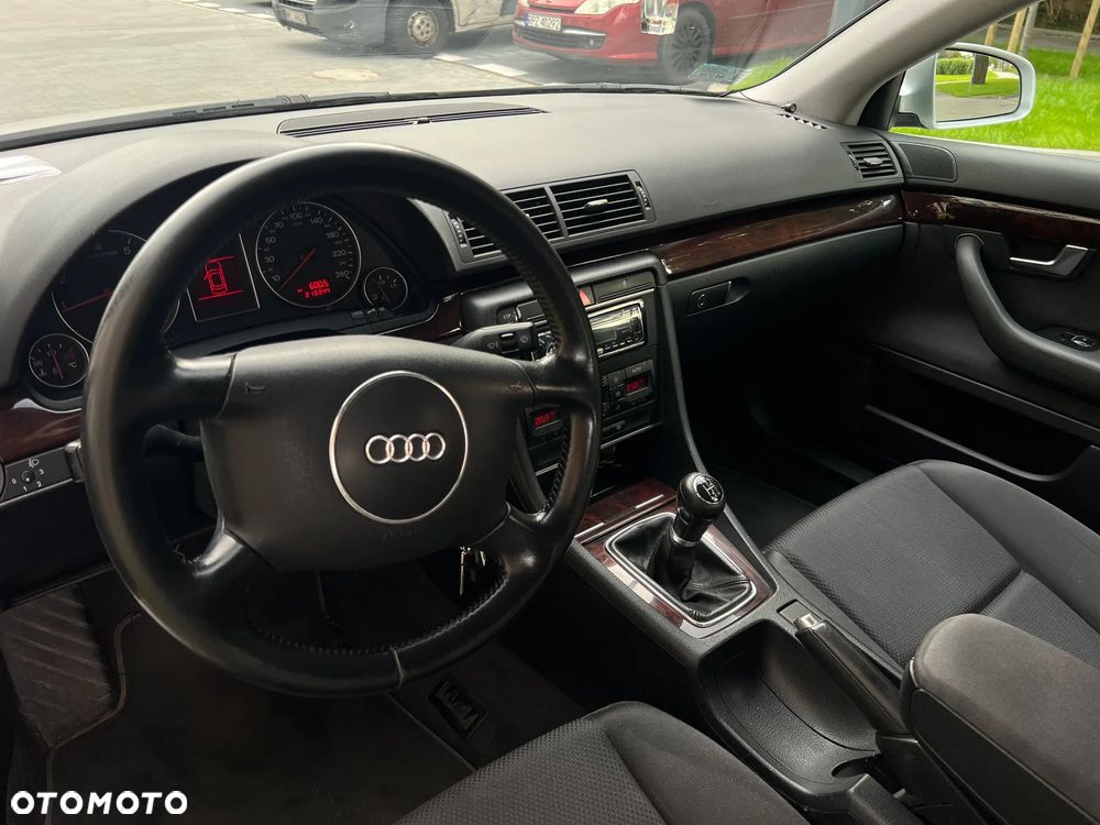 Audi A4 - 14