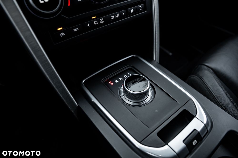 Land Rover Discovery Sport 2.0 Si4 HSE - 28