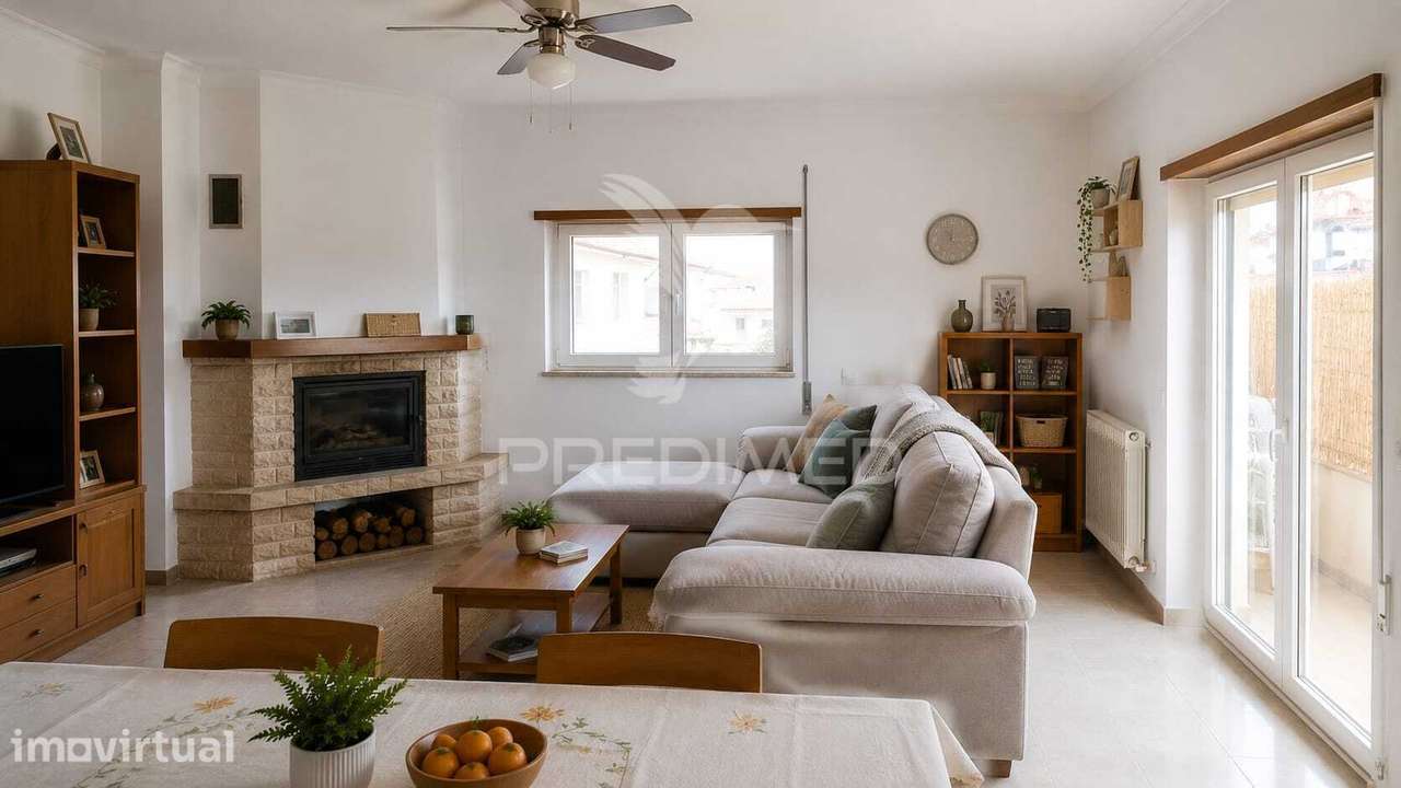 Apartamento T3 com Garagem Box, Sótão e Vista Castelo - Grande imagem: 4/19
