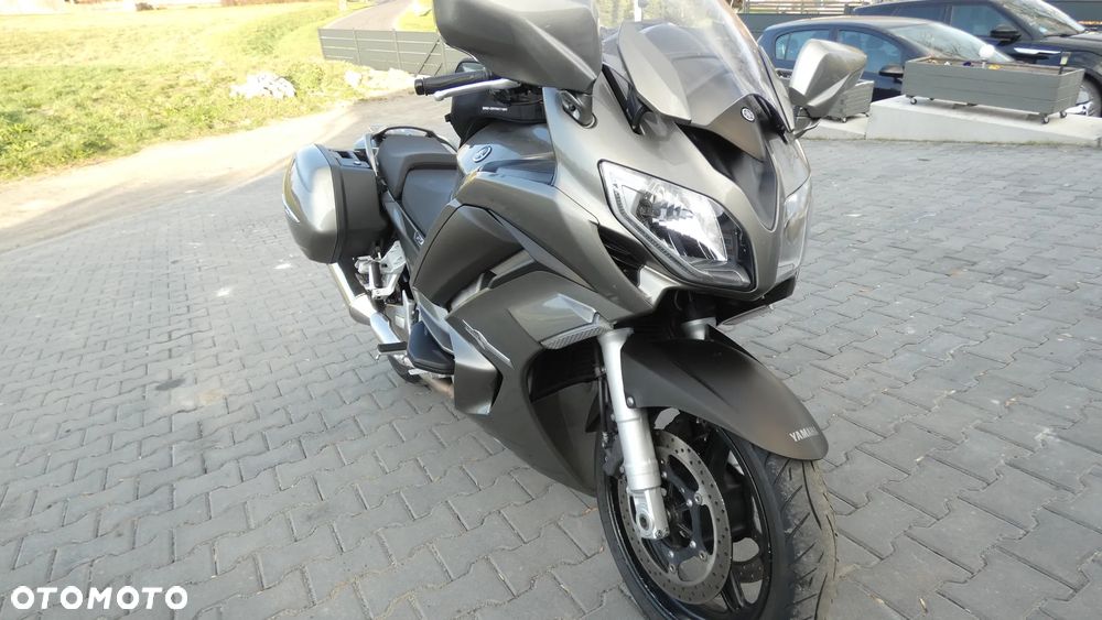 Yamaha FJR - 3