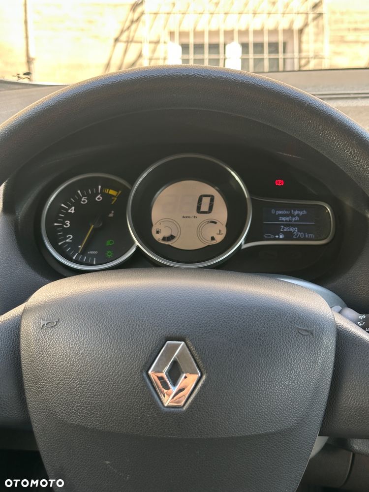 Renault Megane 1.6 16V Zen - 12
