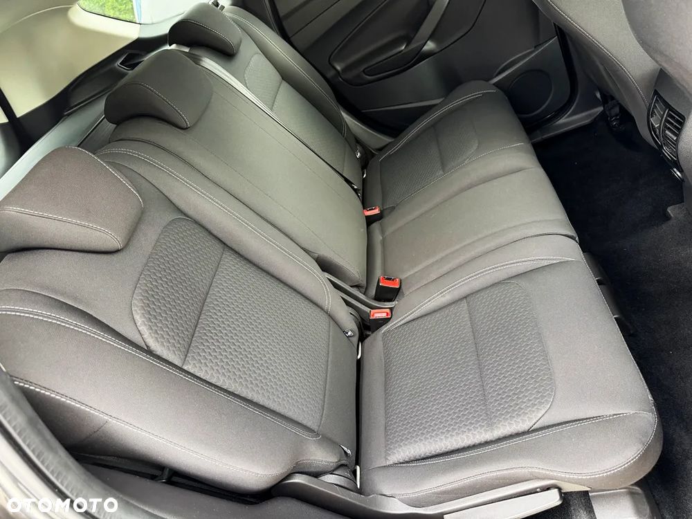 Ford Kuga 1.5 EcoBoost 2x4 Titanium - 35