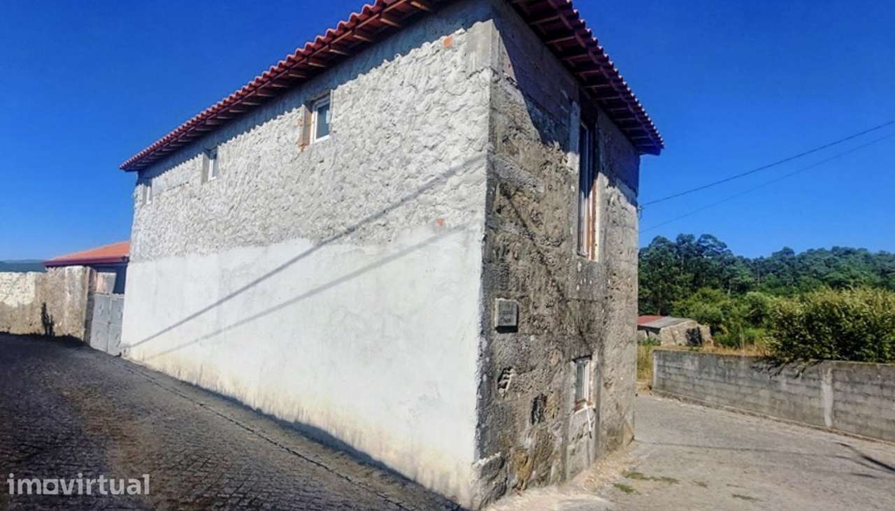 Venda de moradia V3 em pedra p/ restauro, Mazarefes, Viana do Castelo - Grande imagem: 2/24