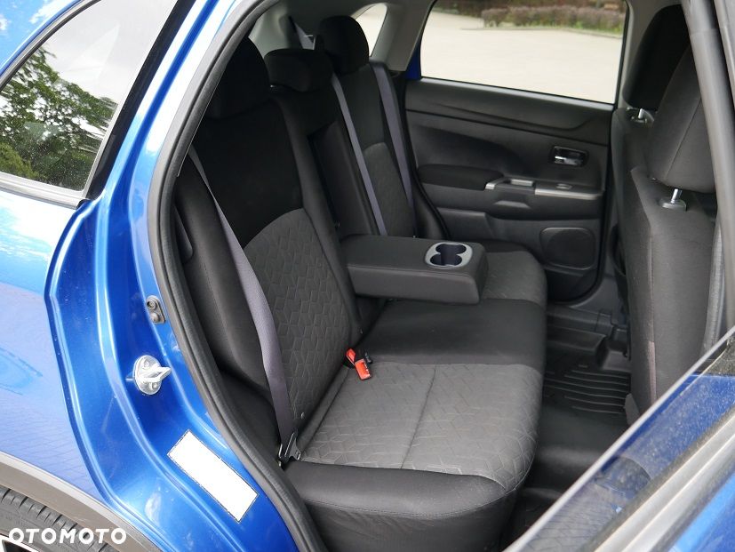 Mitsubishi Outlander 2.0 4WD CVT Top - 26
