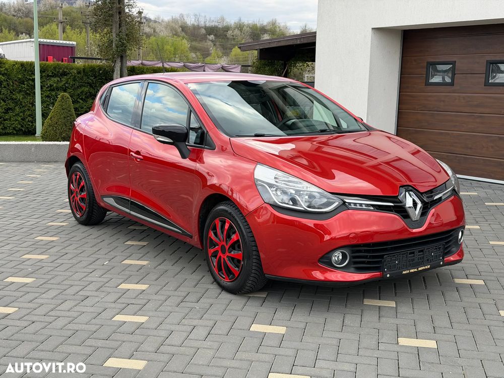 Renault Clio 1.2 16V 75 Dynamique - 12