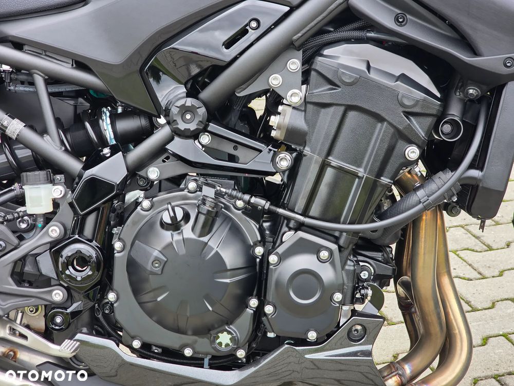Kawasaki Z 900 - 10