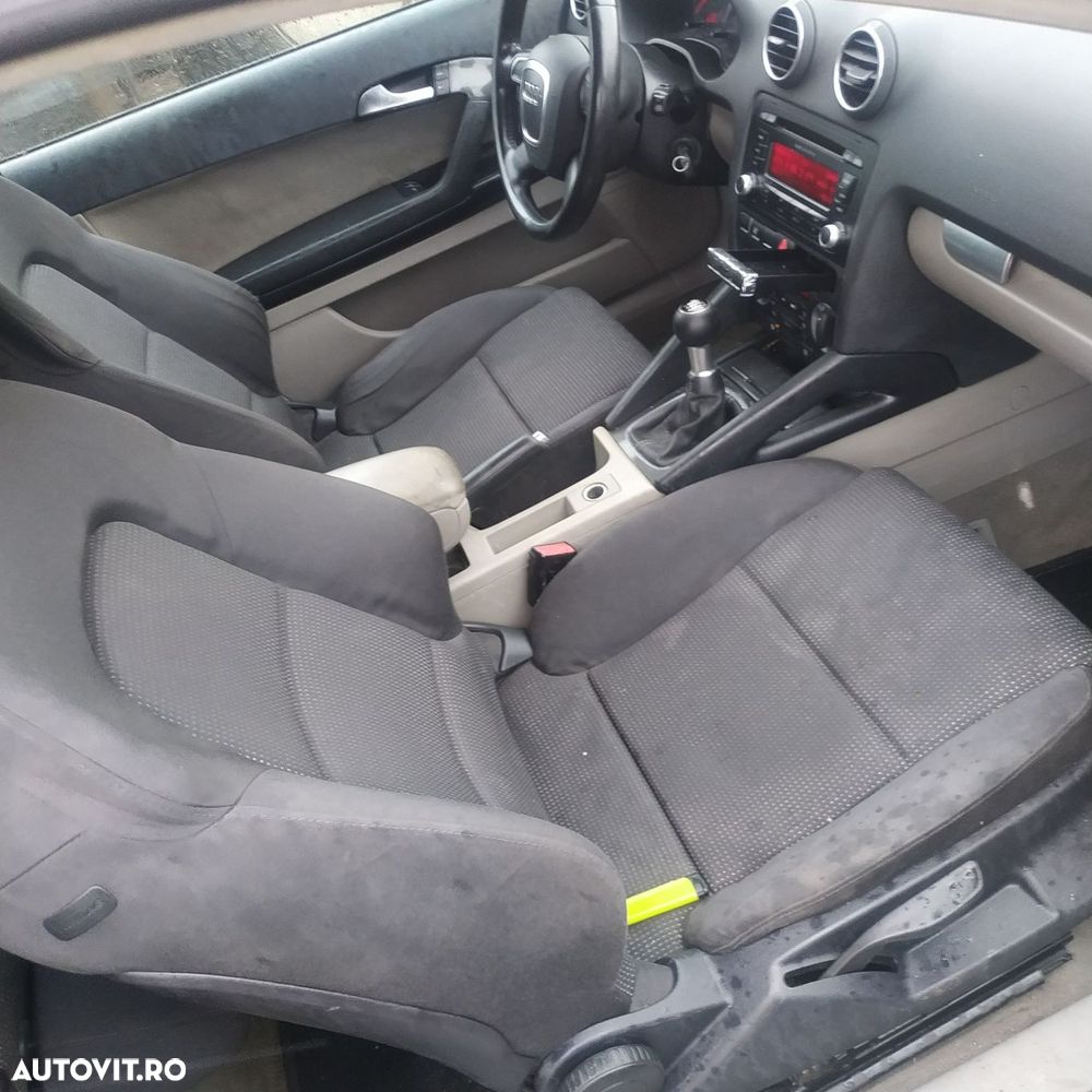 Dezmembrari  Audi A3 (8P)  2003  > 2013 2.0 TDI 16V Motorina - 8