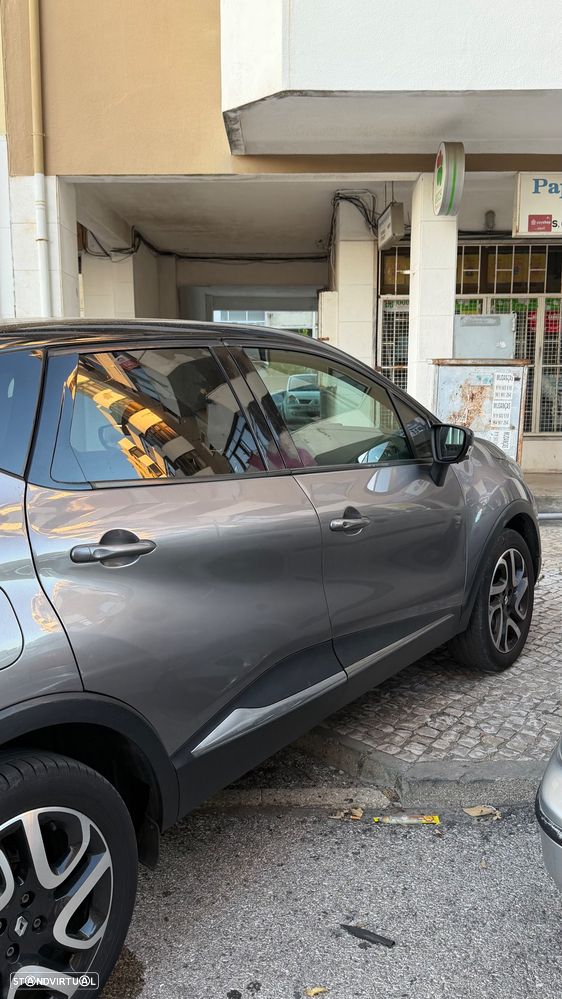 Renault Captur 1.5 dCi - 10