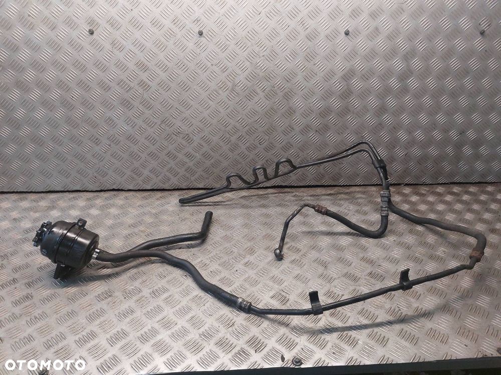 ZBIORNICZEK PŁYNU WSPOMAGANIA BMW E87 118d 2.0 D 1097164 6764737 - 2