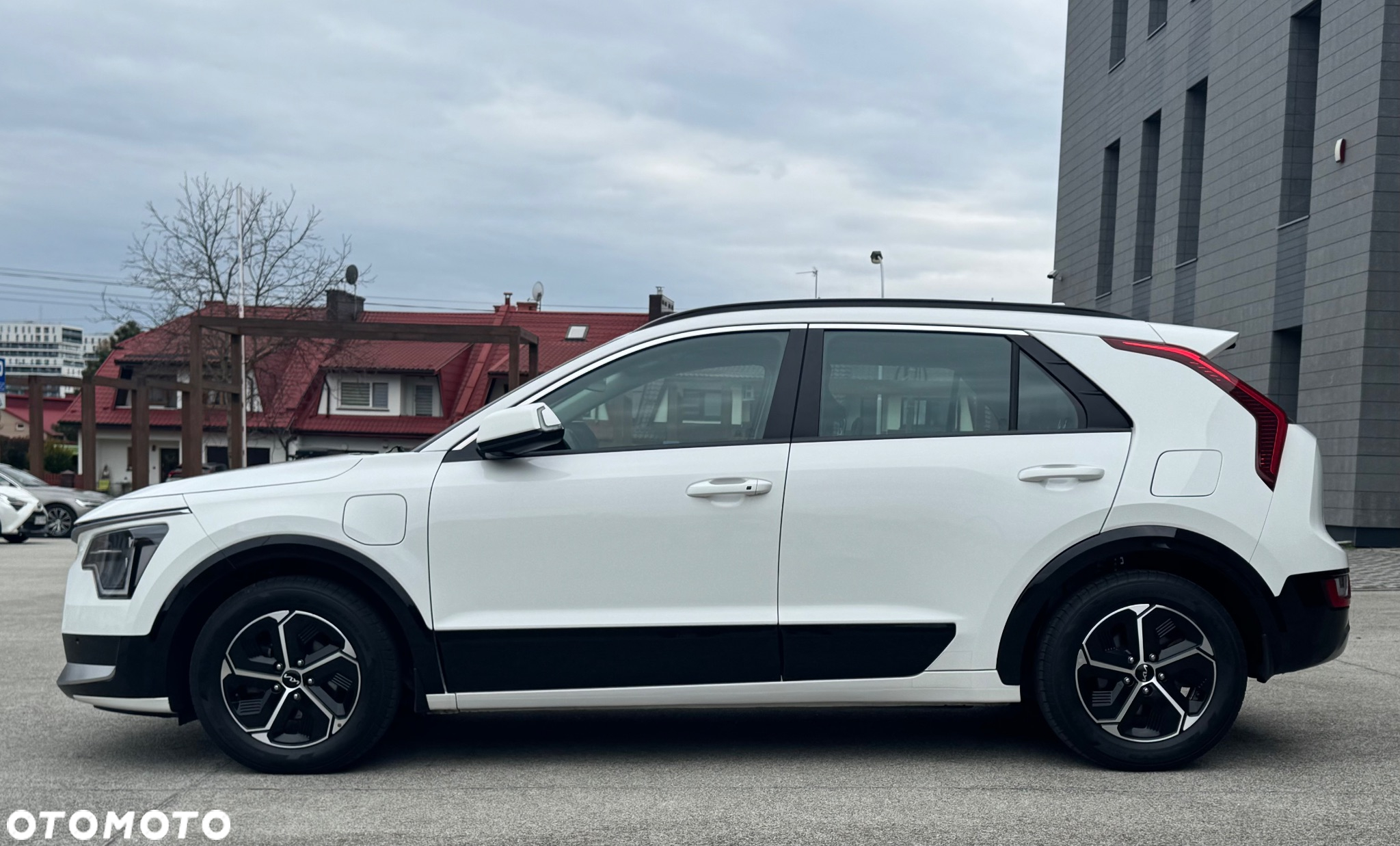 Kia Niro 1.6 GDI Plug-in Hybrid L Business Line - 13