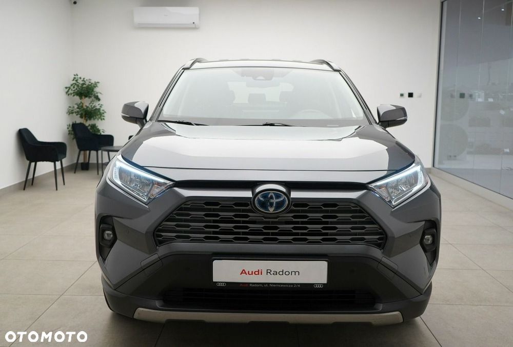 Toyota RAV4 - 6