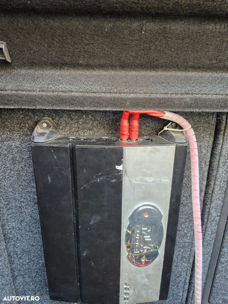 Volkswagen Golf 2.0 TDI DPF GT - 11