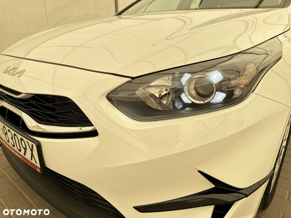 Kia Ceed - 29