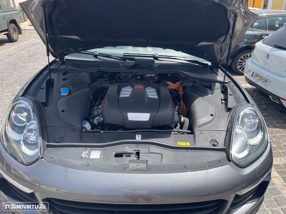 Porsche Cayenne S Tiptronic S - 10