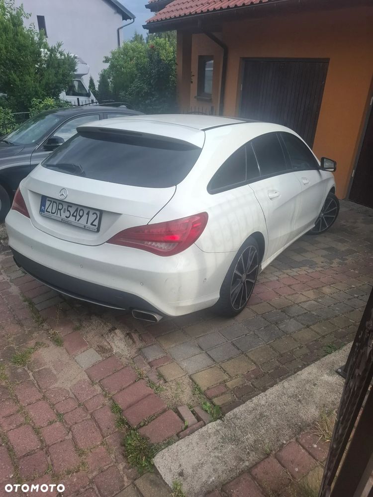 Mercedes-Benz CLA 200 7G-DCT - 2