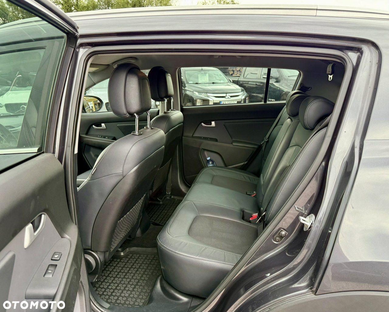 Kia Sportage 2.0 CRDI XL - 10