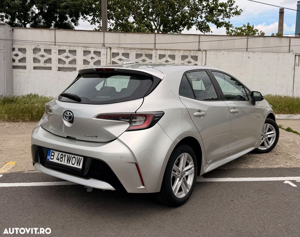 Toyota Corolla - 5
