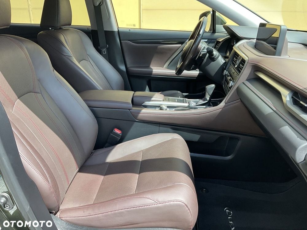 Lexus RX - 11