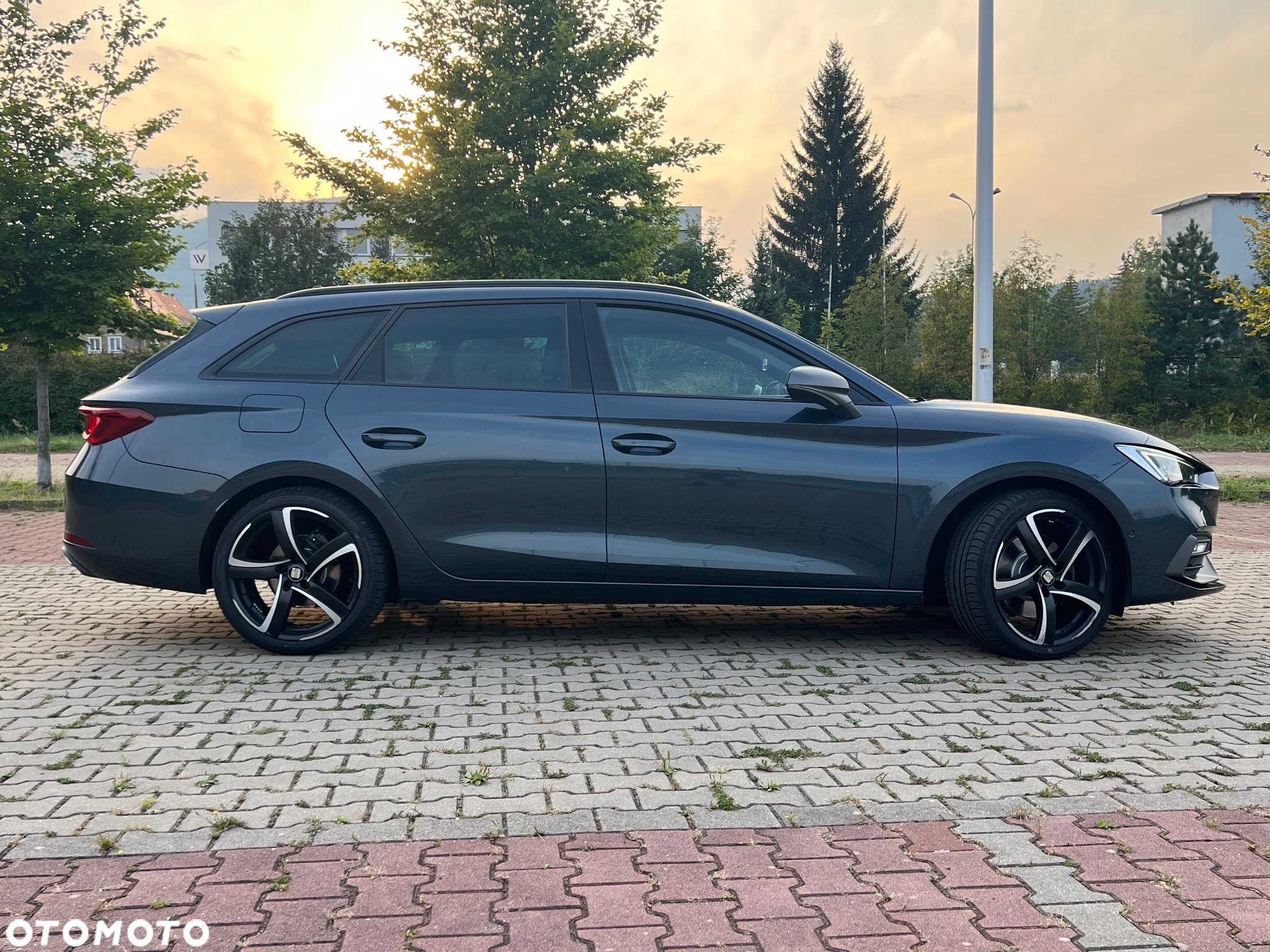 Seat Leon 2.0 TDI FR S&S DSG - 13