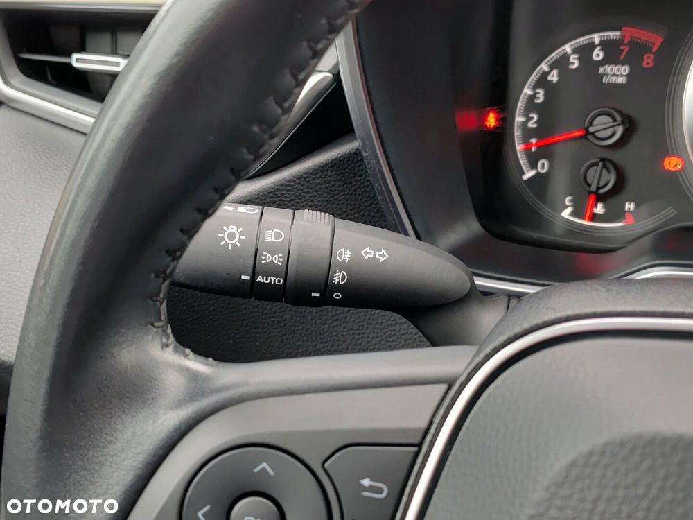 Toyota Corolla - 21