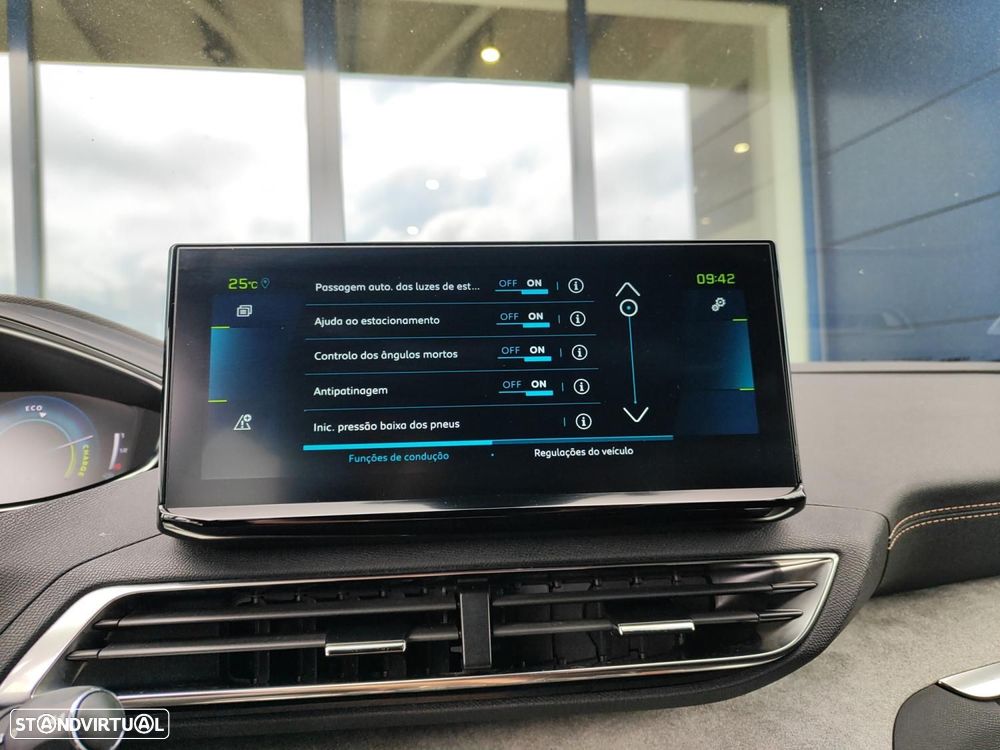 Peugeot 3008 1.6 Hybrid GT e-EAT8 - 34