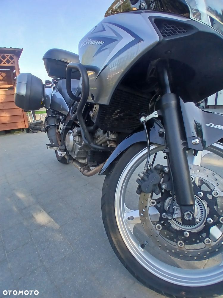 Suzuki V-STROM - 3