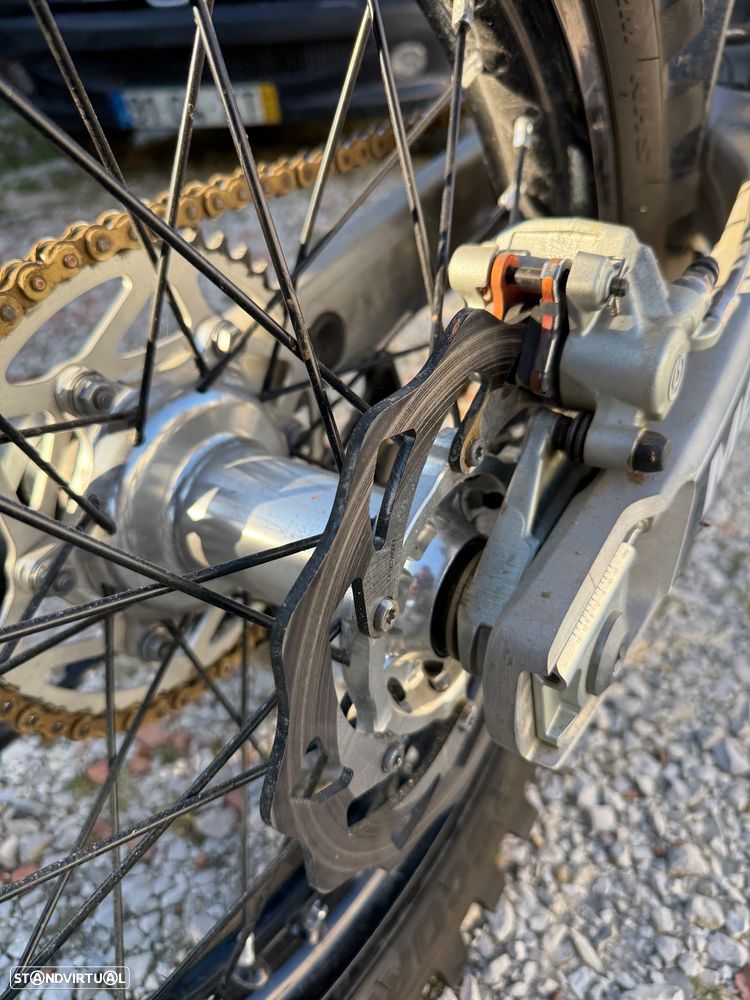 Outra não listada Outra - 14