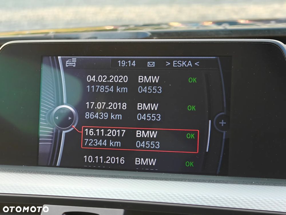 BMW Seria 3 318d M Sport EU6 - 24