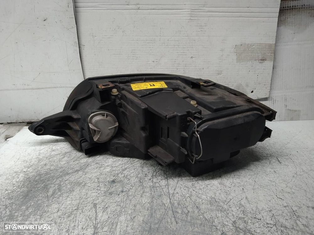 FAROL DIREITO AUDI TT 1998 - 1