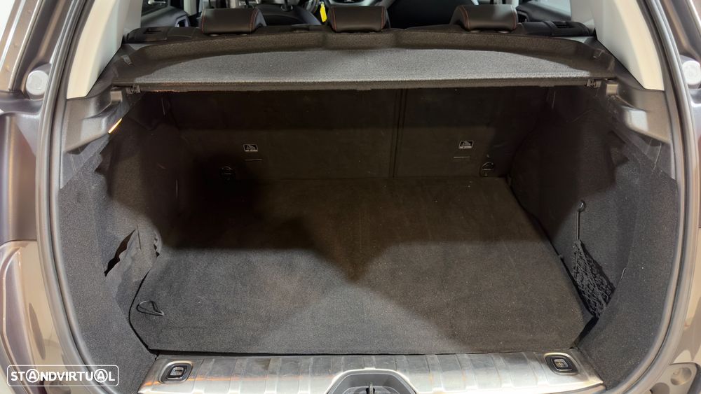 Peugeot 2008 1.2 PureTech GT Line - 30