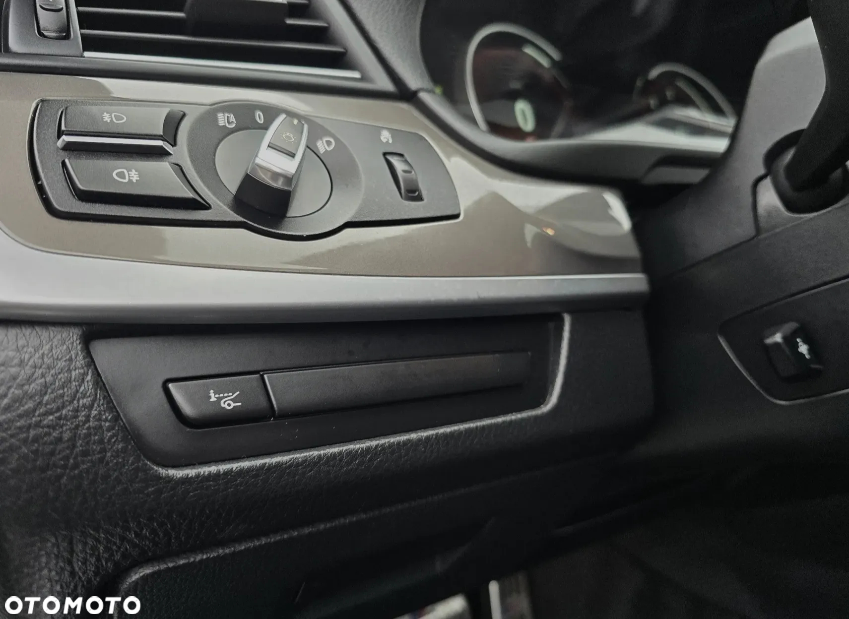 BMW Seria 5 520d xDrive Luxury Line sport - 15