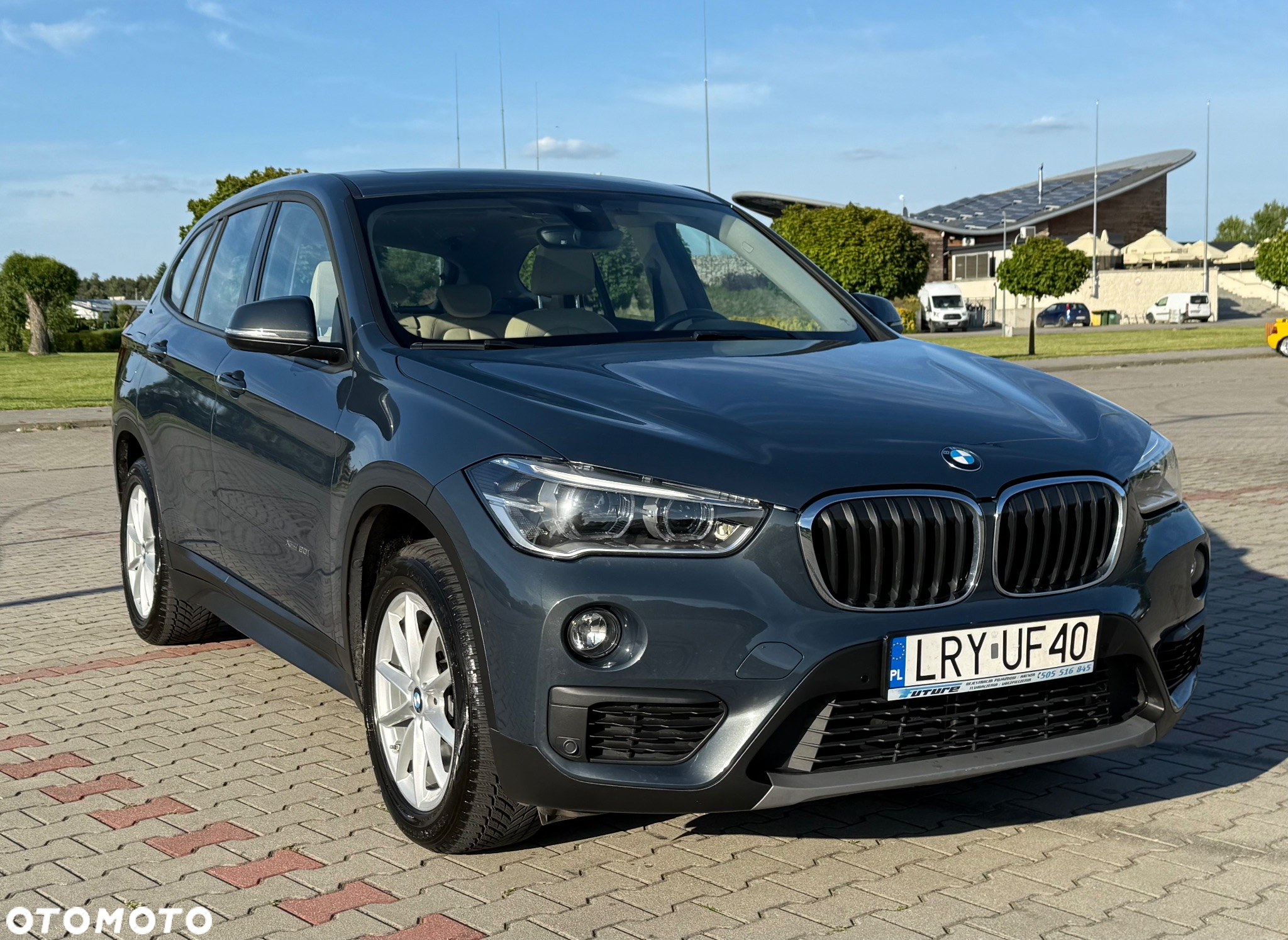 BMW X1 xDrive20i xLine - 10