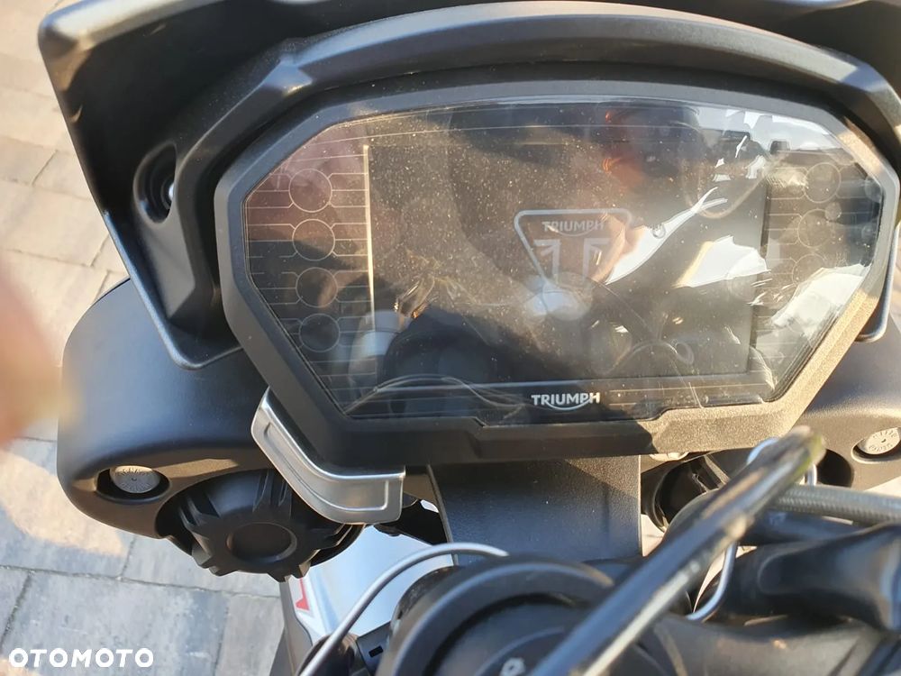 Triumph Street Triple - 5