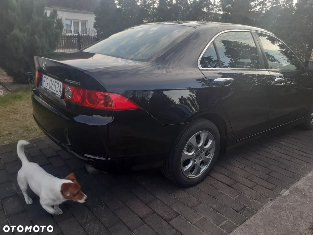 Honda Accord 2.0 Comfort - 16