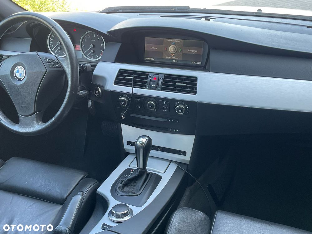 BMW Seria 5 525i - 18