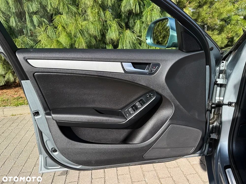 Audi A4 Avant 2.0 TDI 116g DPF Ambiente - 31